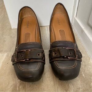 Softshoe Brown Leather Wedge Shoes Buckle Y2K 90’s Academia Minimalist Friends